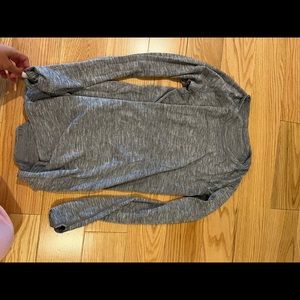 Gray swiftly tech long sleeve size 6 perfect condition lululemon